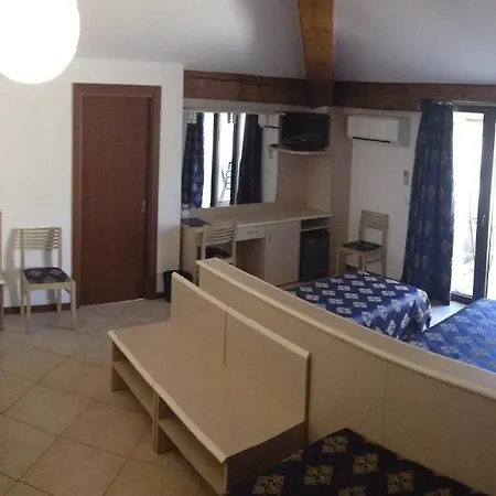 Hotel Merloni 3*